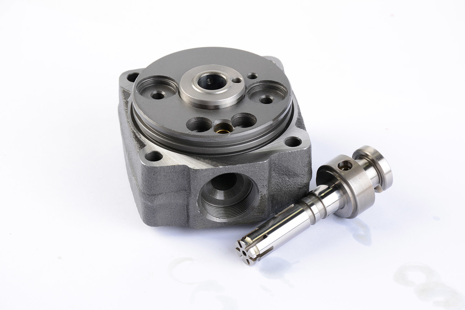 Injector Rotor Steel Diesel Fuel Injector Pump Head Rotor For PERKINS 6/12R VE 1468336451